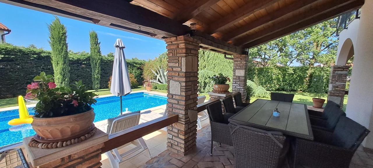 Villa Agava Umag Eksteriør billede