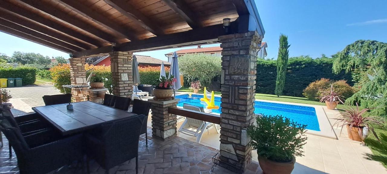 Villa Agava Umag Eksteriør billede